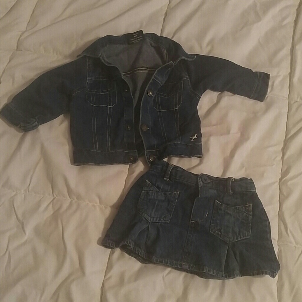 Toddler Girls jean skirt and jacket size 6-12m